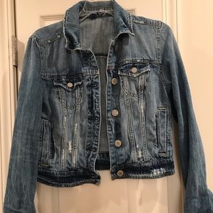 American eagle size Medium denim jacket!